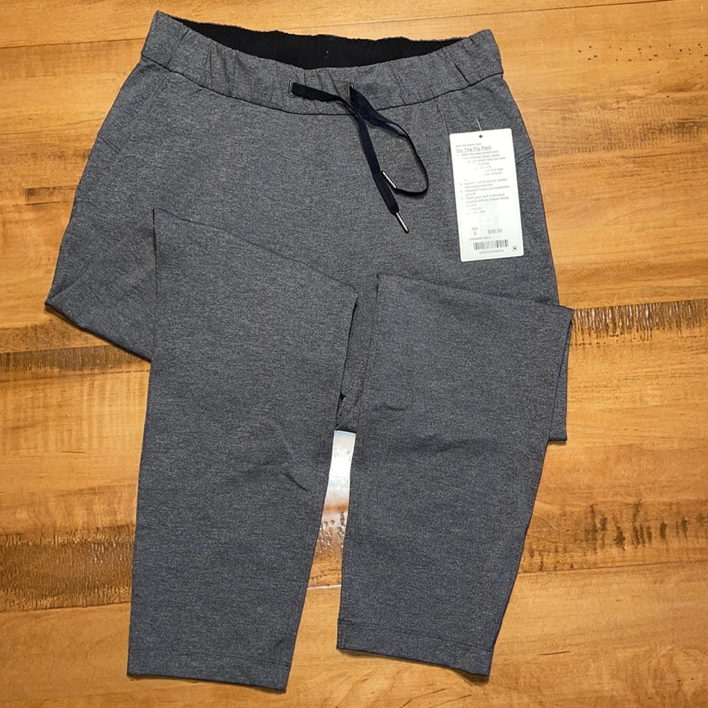 Brand New With Tags Lululemon pants Sz 6 Gray